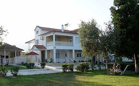 Villa Karras